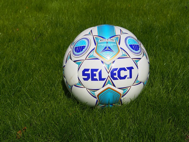 功继承并优 功继承并优