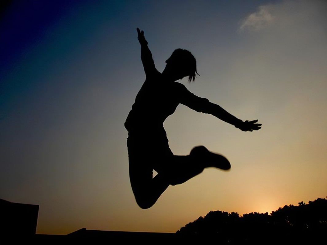 正是那个在 正是那个在